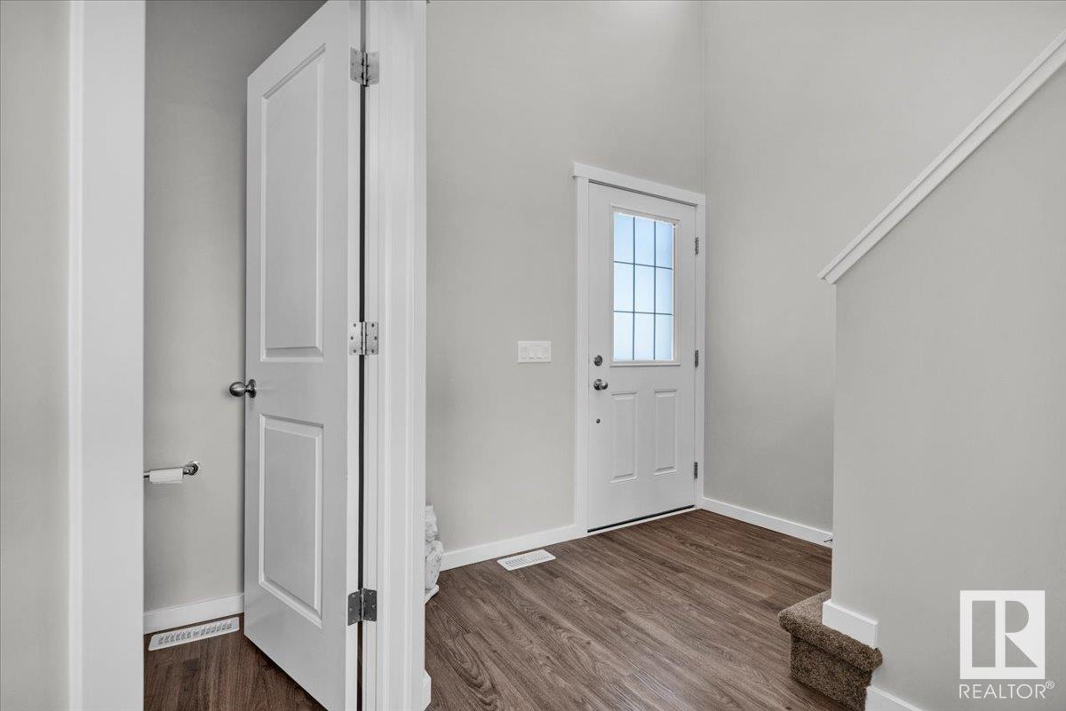 12831 207 ST NW