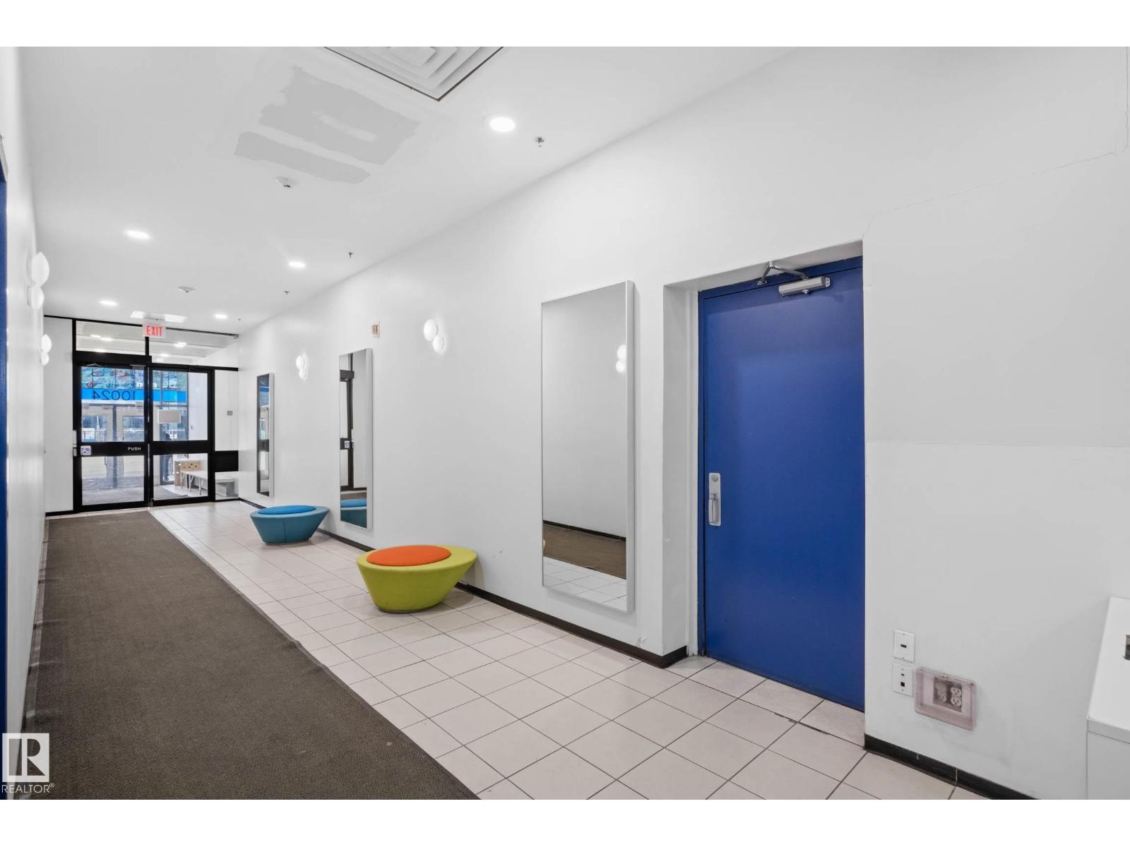 #202 10024 JASPER AV NW