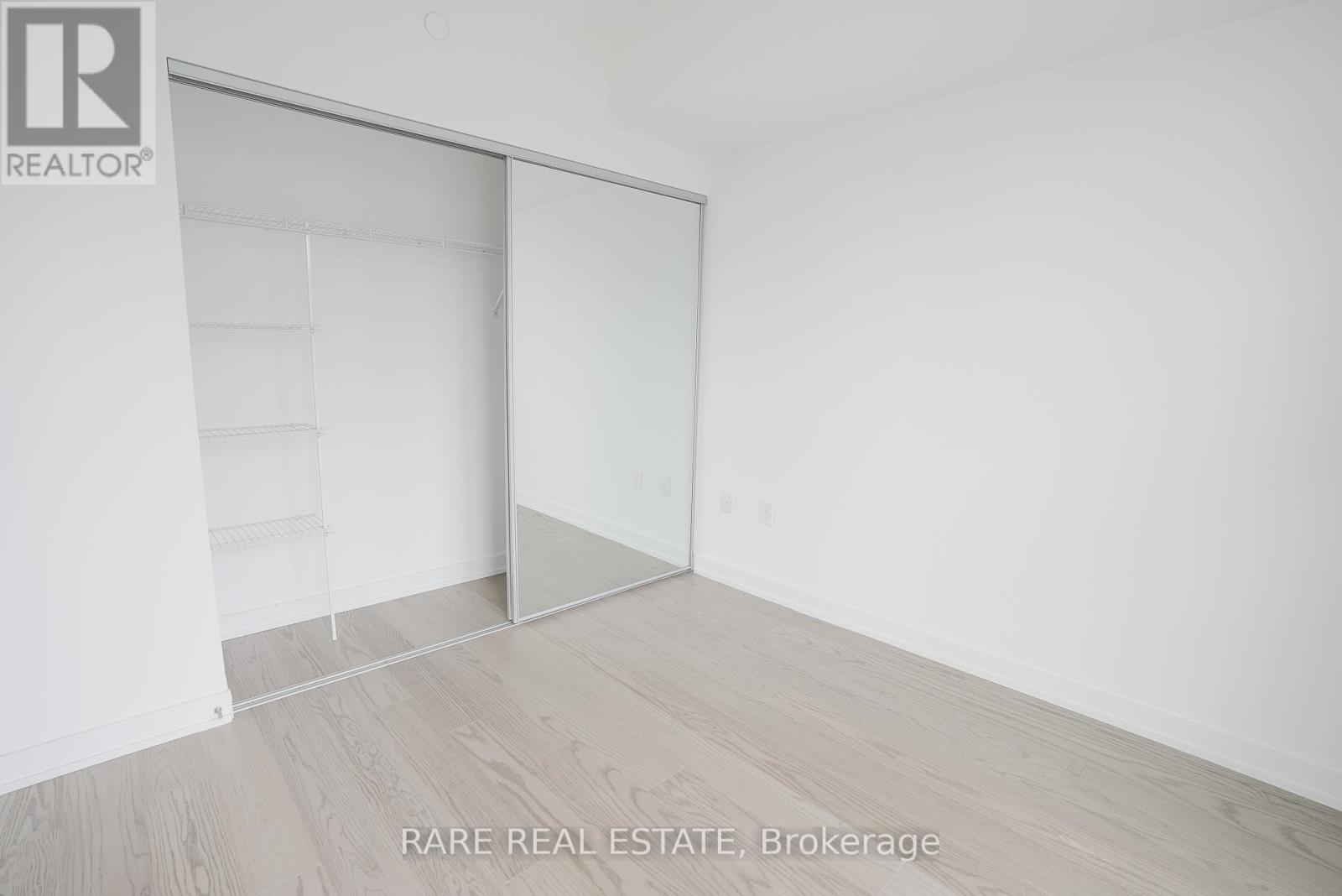 2703 - 11 WELLESLEY STREET W