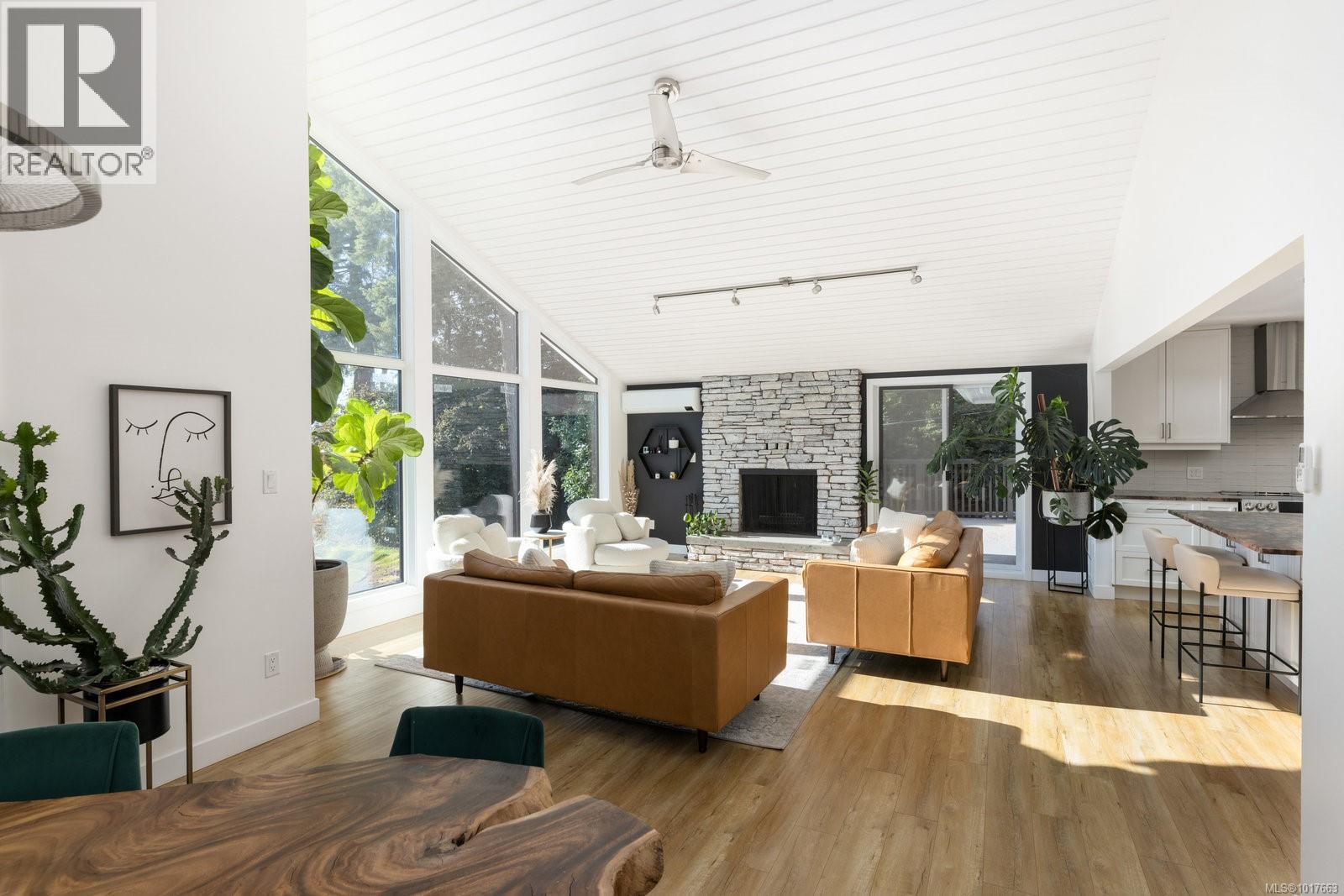 11321 Chalet Rd