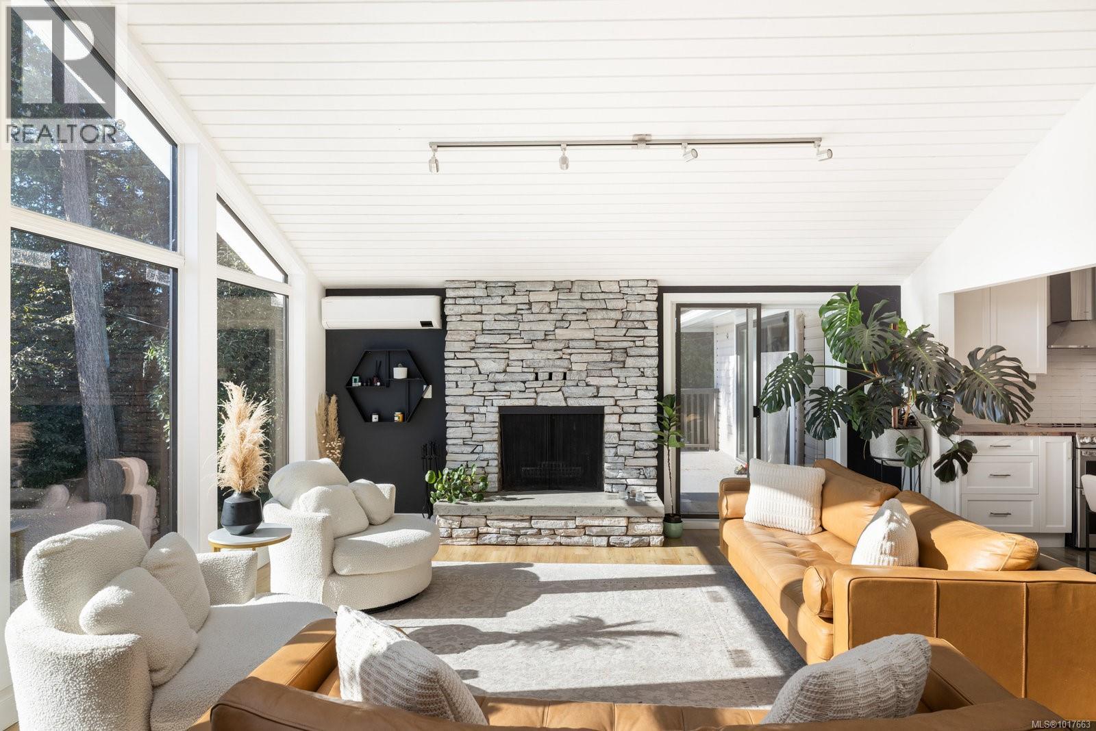 11321 Chalet Rd