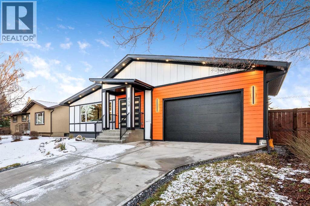 439 Woodland Crescent SE