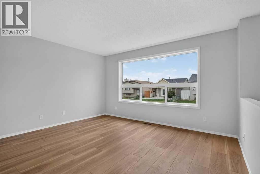44 Falshire Close NE