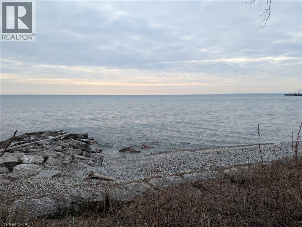 3346 LAKESHORE Road W