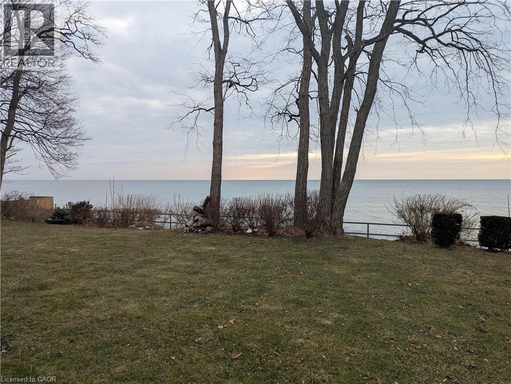 3346 LAKESHORE Road W