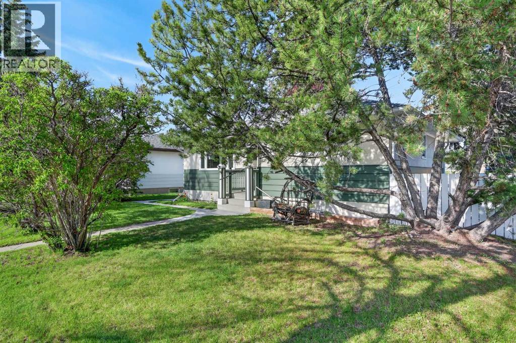 9211 Elbow Drive SW