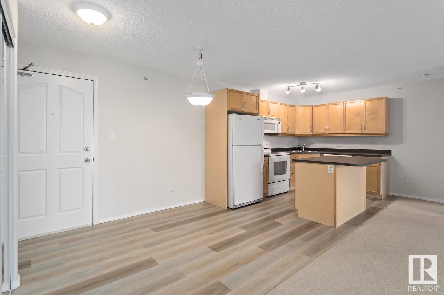 #446 16311 95 ST NW