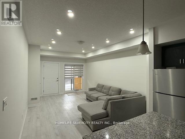 A005 - 25 ISHERWOOD AVENUE