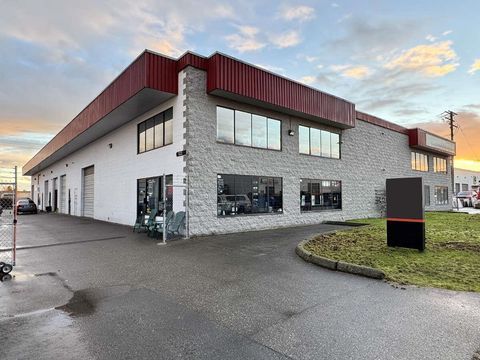 101 19640 LANDMARK WAY Langley BC V3A7Z5