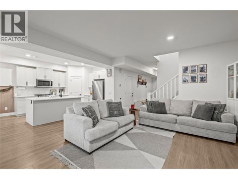 472 Sugars Avenue Kelowna BC V1X0A4