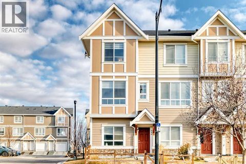 986 Sherwood Boulevard NW Calgary AB T3R0V3