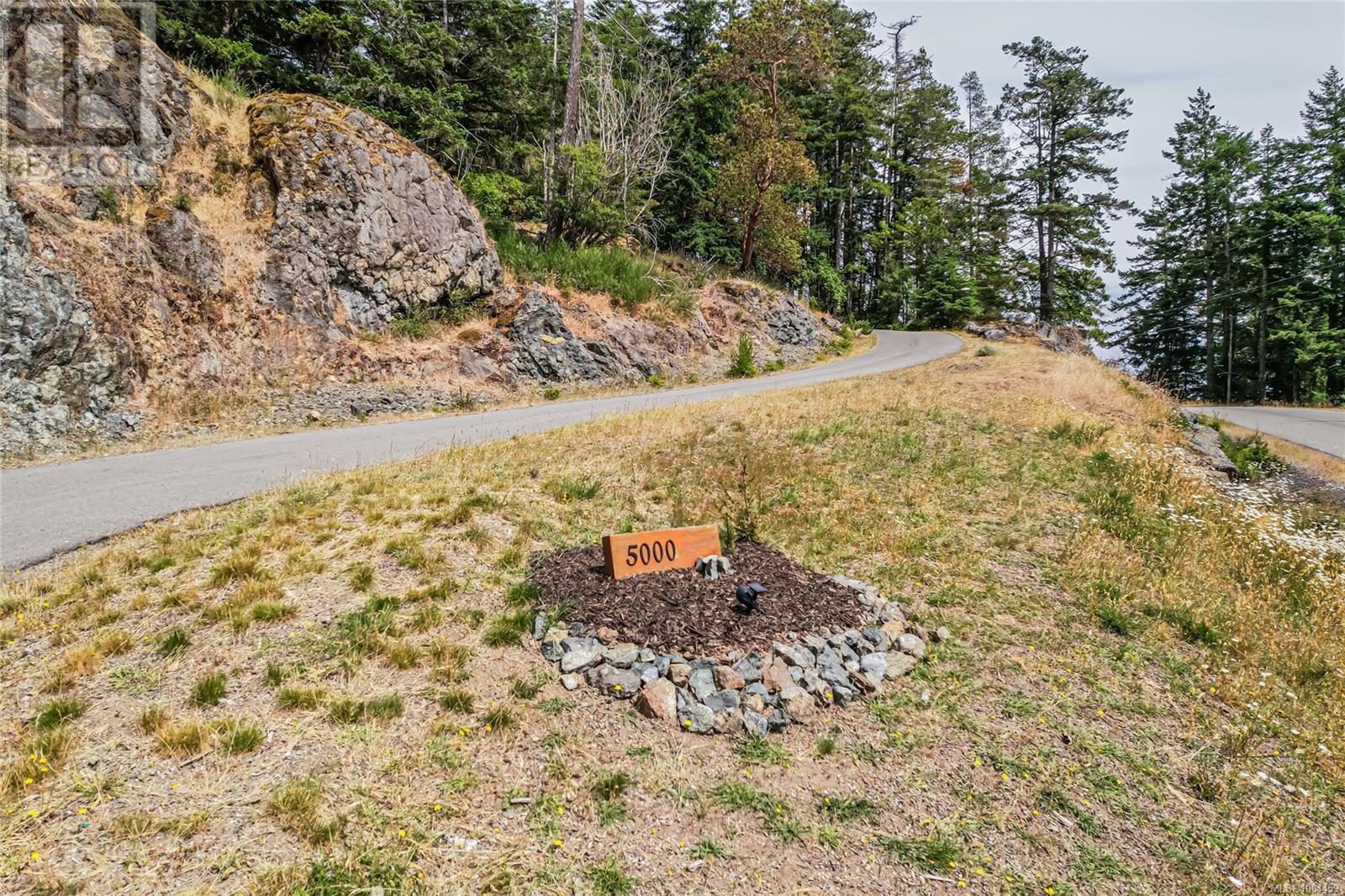 5000 Sooke Hanger Dr