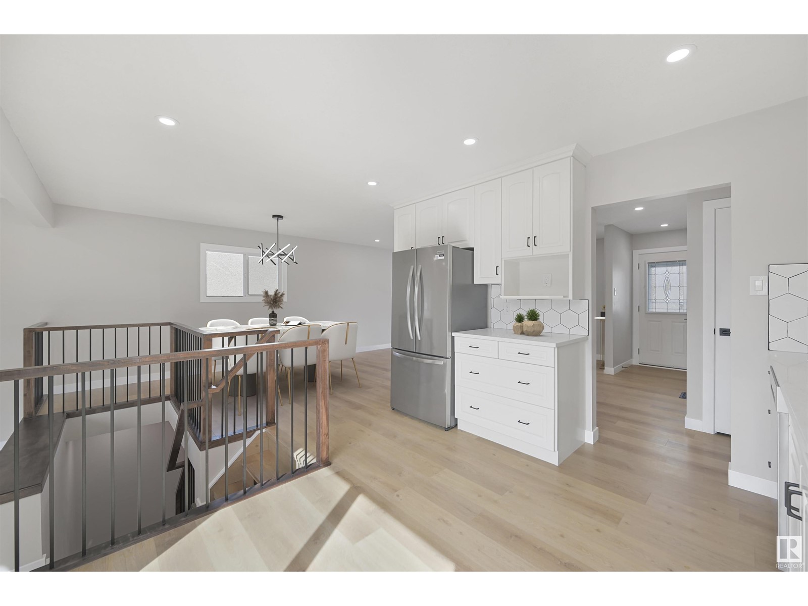 15705 86 AV NW NW