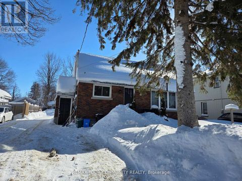 17 CHAMPLAIN STREET Orillia ON L3V2G6