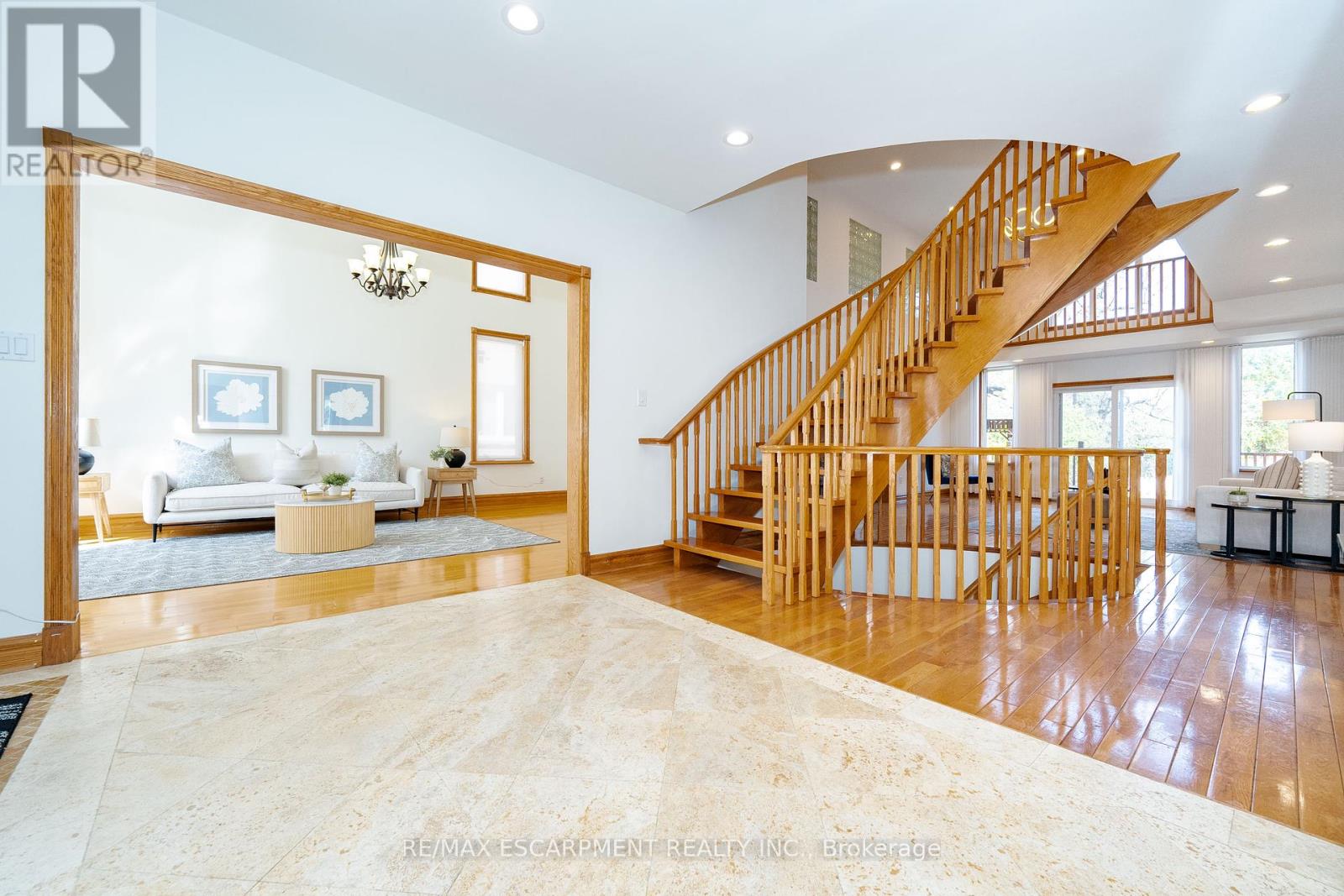 122 ARTEN AVENUE
