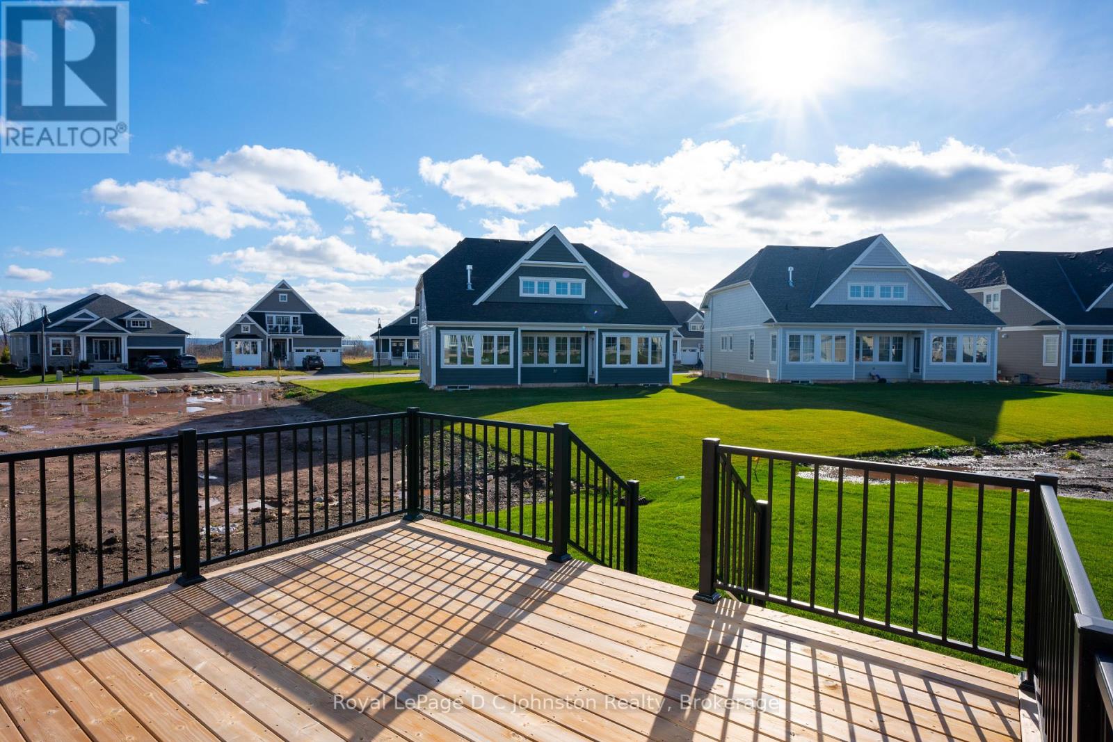546 ALGONQUIN TRAIL
