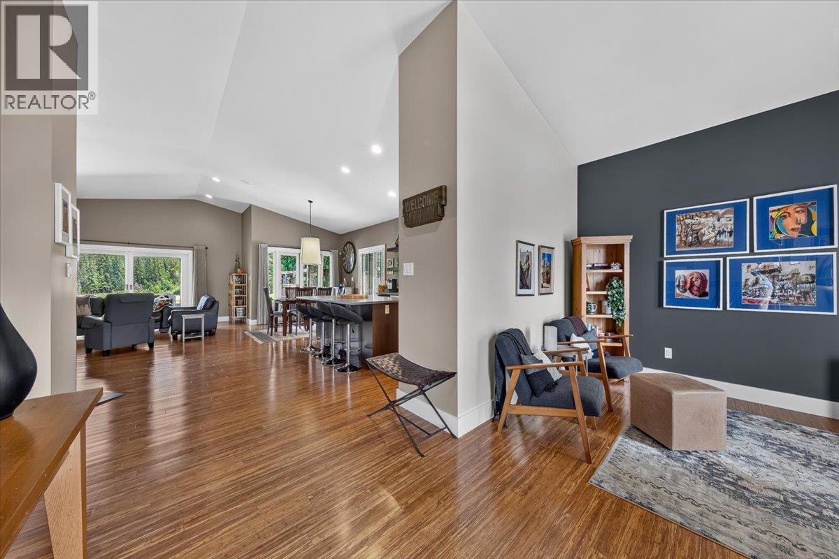 5210 Riverside Drive