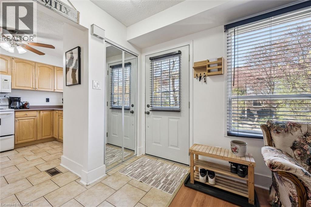 385 PIONEER Drive Unit# 5