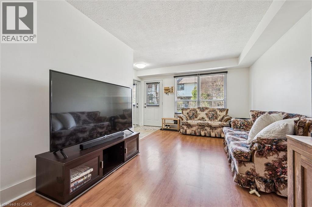 385 PIONEER Drive Unit# 5