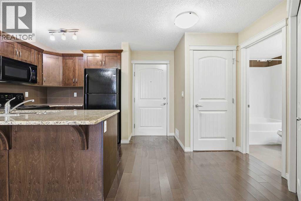 1316, 130 Panatella Street NW