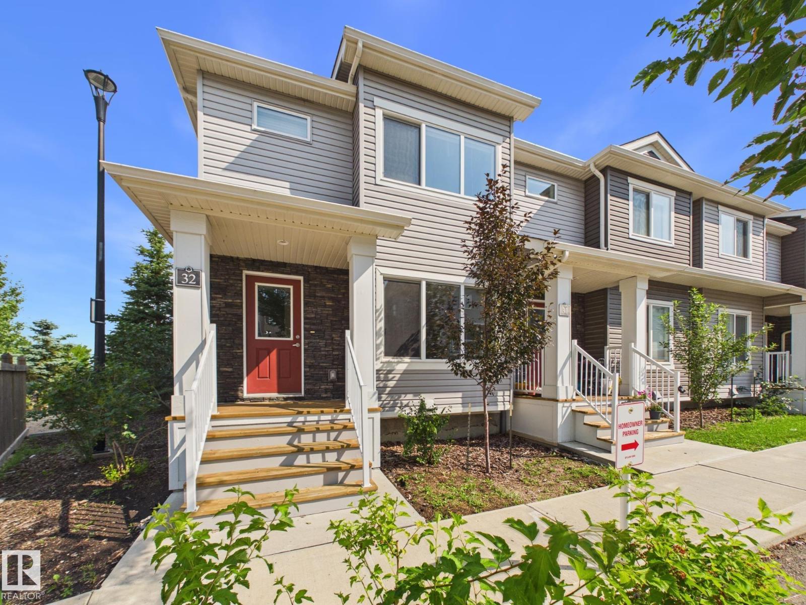 #32 2121 Haddow DR NW
