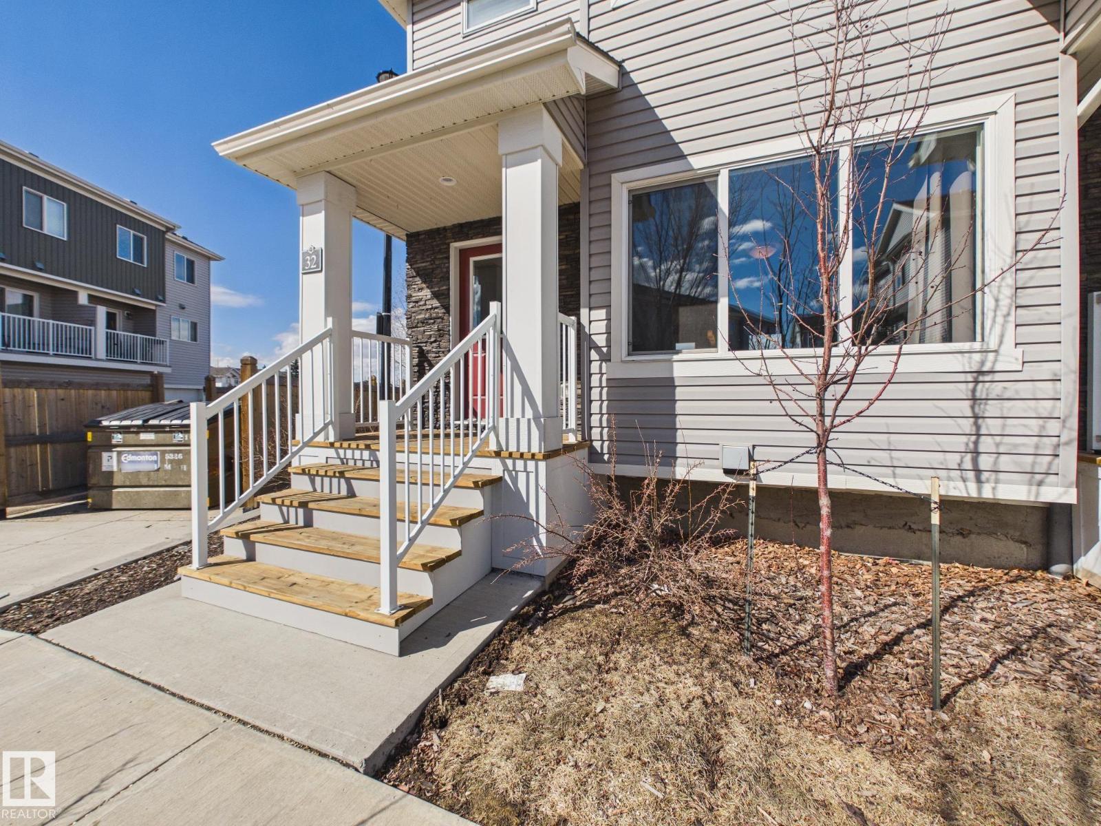 #32 2121 Haddow DR NW