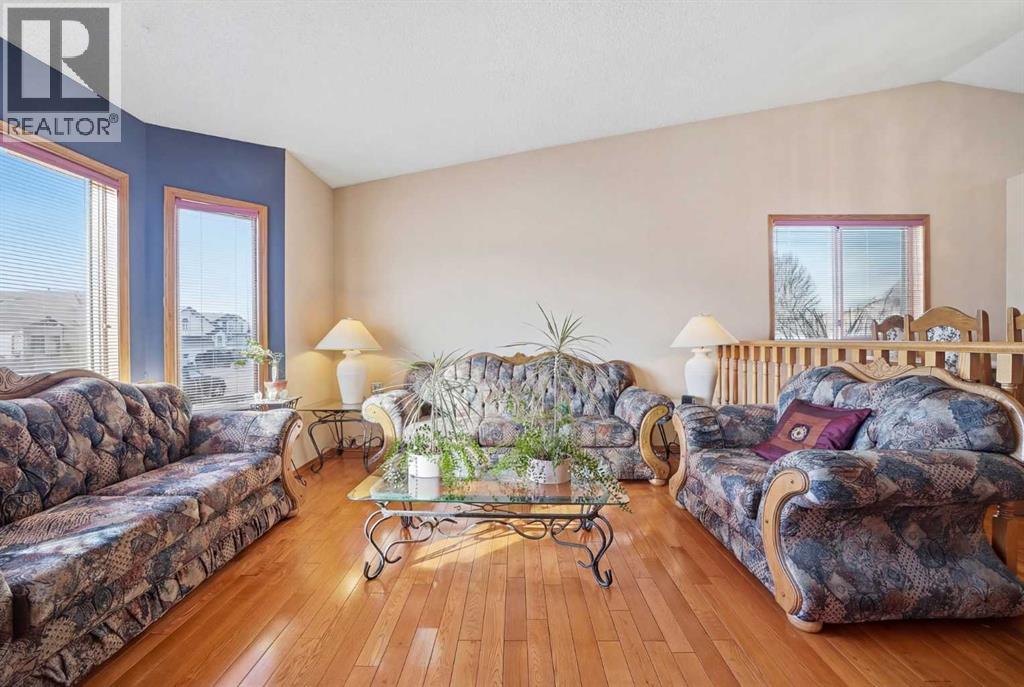 2855 Catalina Boulevard NE