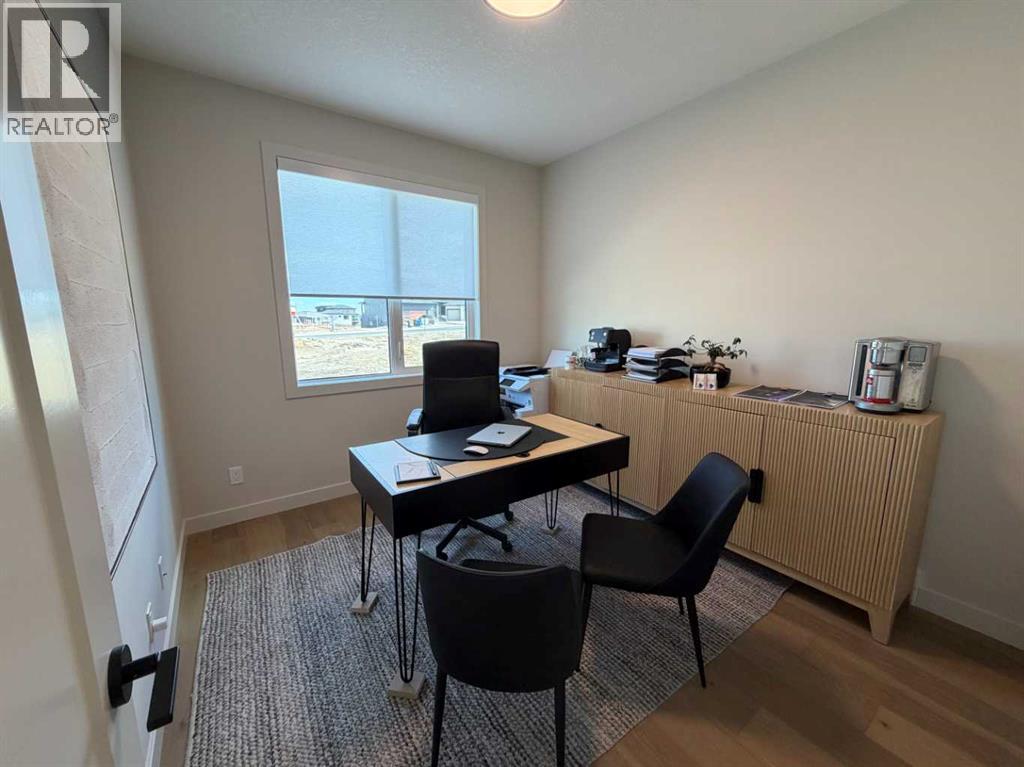 406 Crimson Ridge Place NW