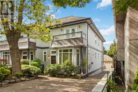 1 209 Superior St Victoria BC V8V1T4