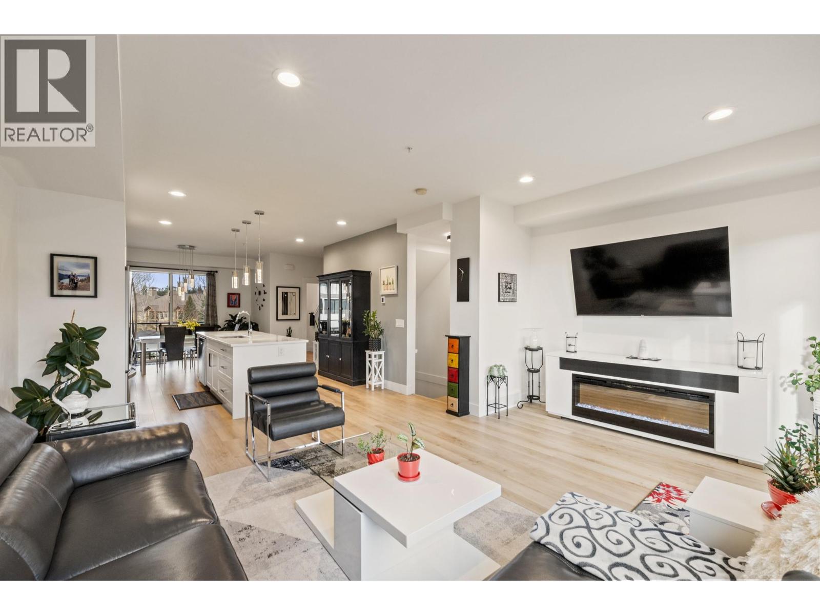 12798 Lake Hill Drive Unit# 47