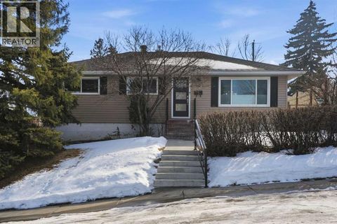 1 Thorncliffe Crescent NW Calgary AB T2K3A9