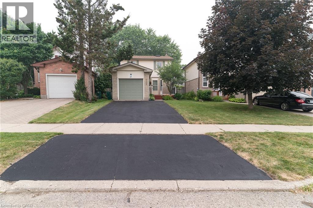 543 DRUMMERHILL Crescent