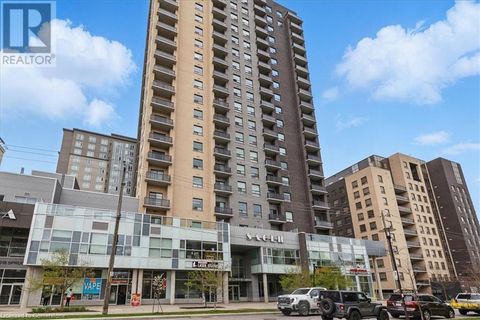 318 SPRUCE Street Unit# 805 Waterloo ON N2L3M7
