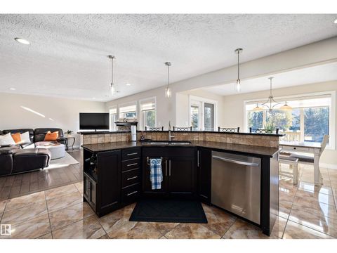 231 GREENFIELD WY Fort Saskatchewan AB T8L0B3