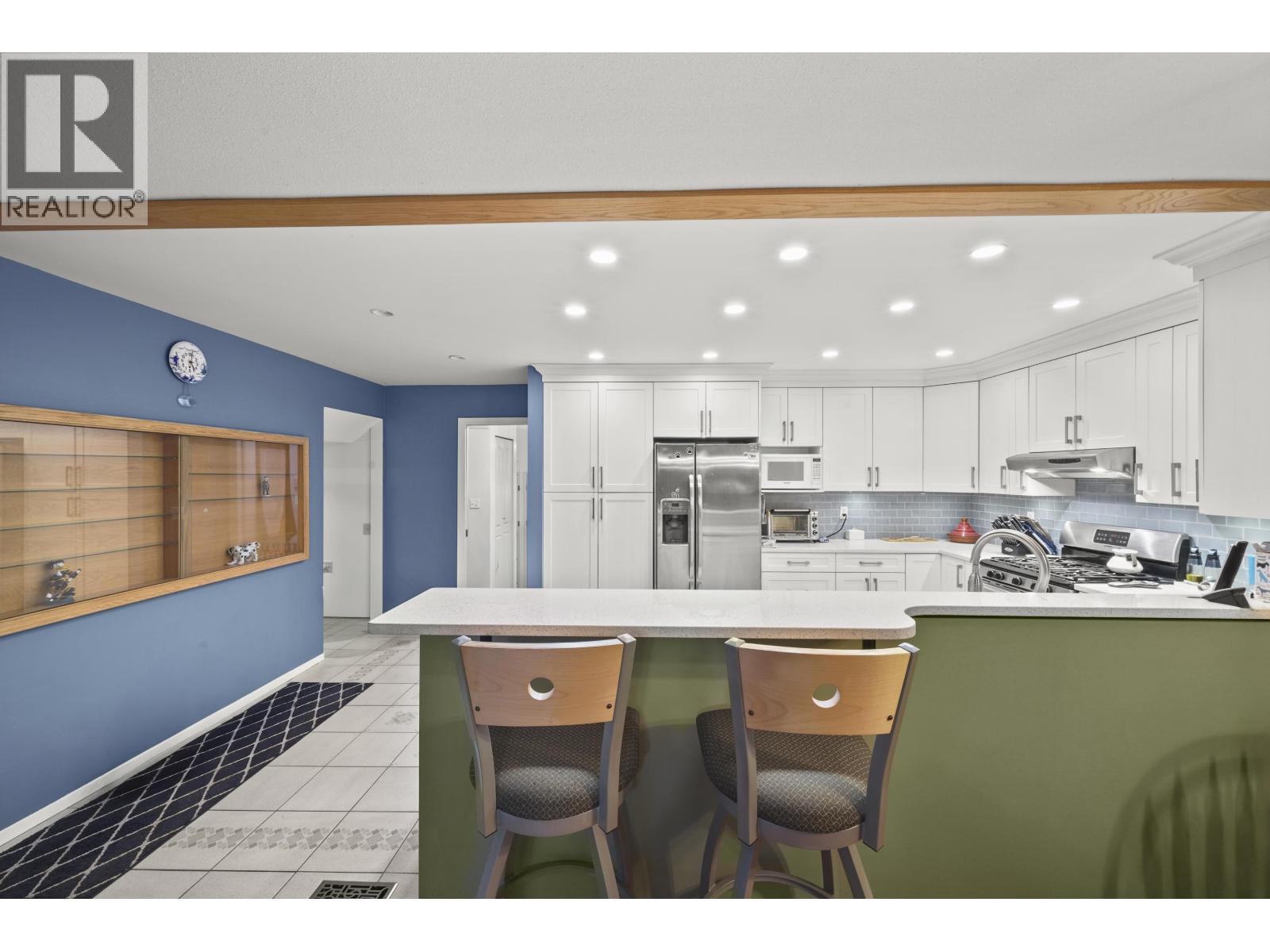 19607 SOMERSET DRIVE