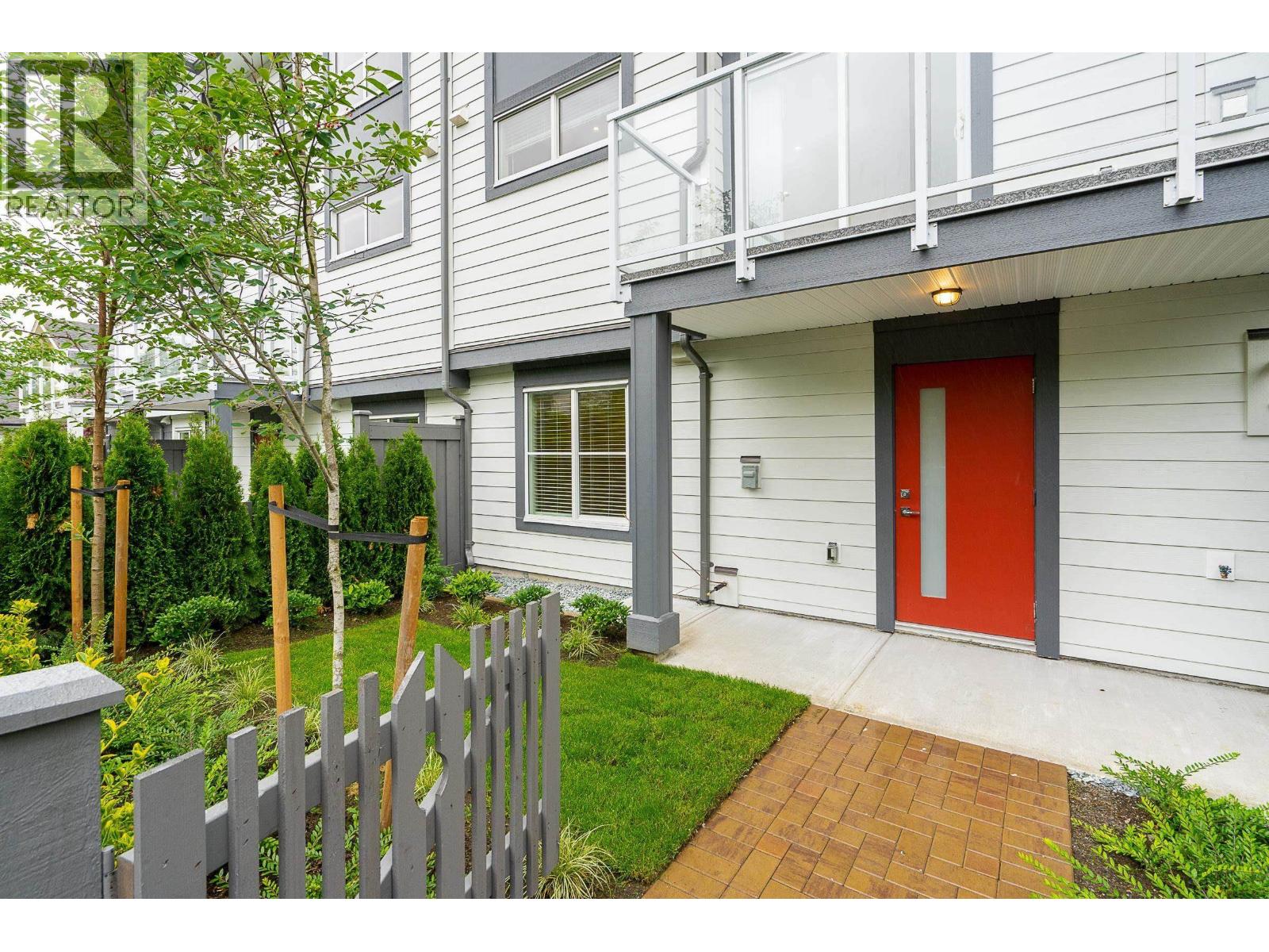 12 23785 DEWDNEY TRUNK ROAD