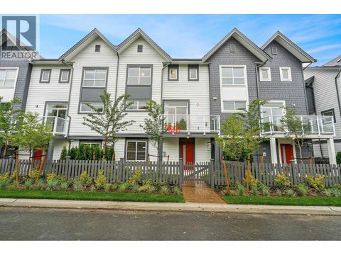 12 23785 DEWDNEY TRUNK ROAD Maple Ridge BC V4R1W1