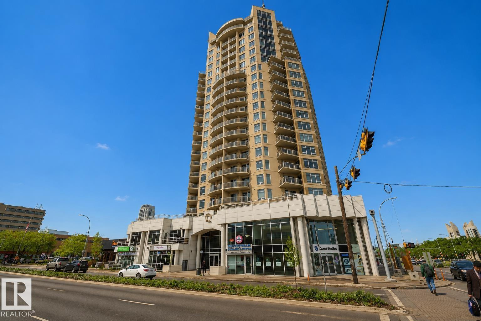 #1704 10388 105 ST NW