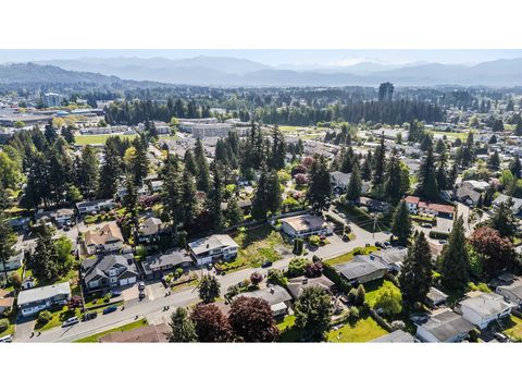 2519 MAGNOLIA CRESCENT Abbotsford BC V2T3N1