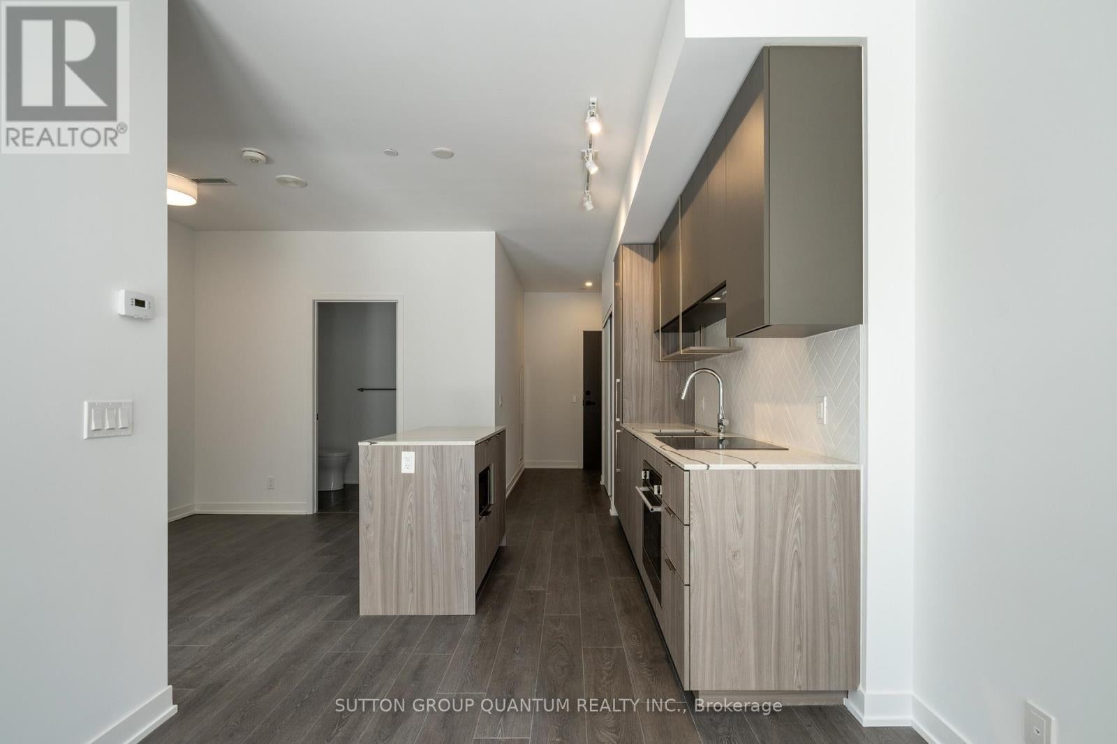 316 - 15 HOLMES AVENUE