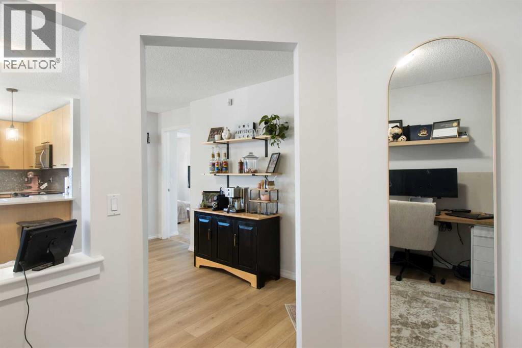 140, 22 Richard Place SW