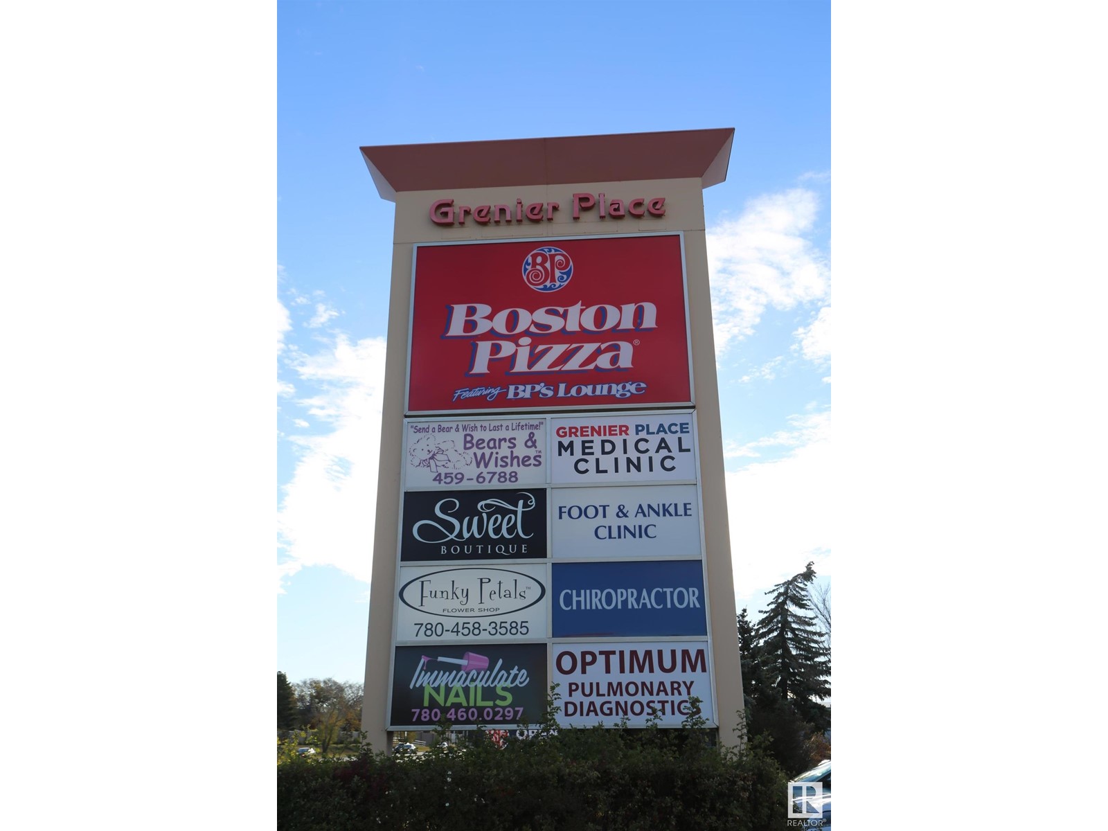 #90 200 St. Albert TR