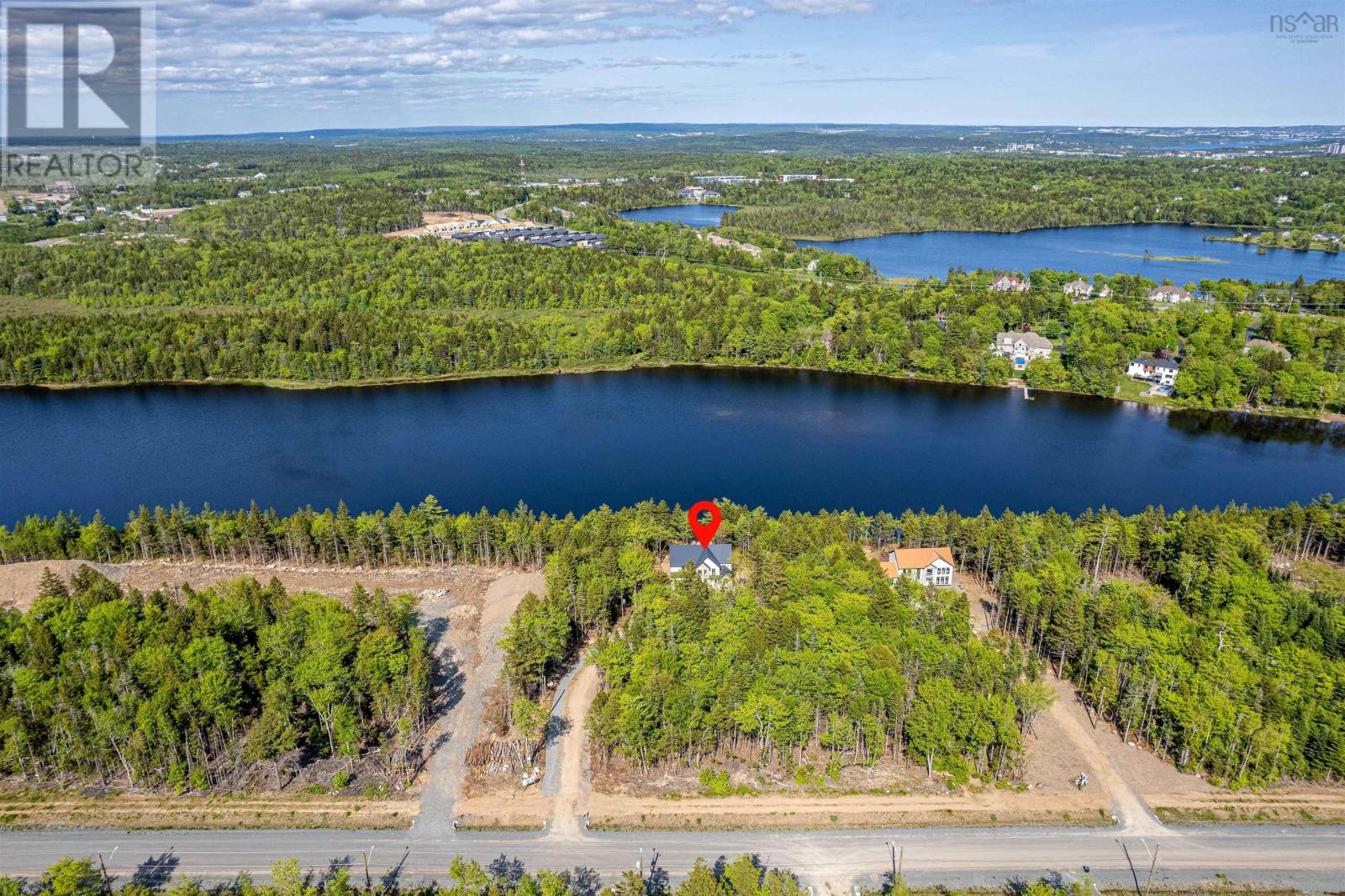 103 Canoe Crescent