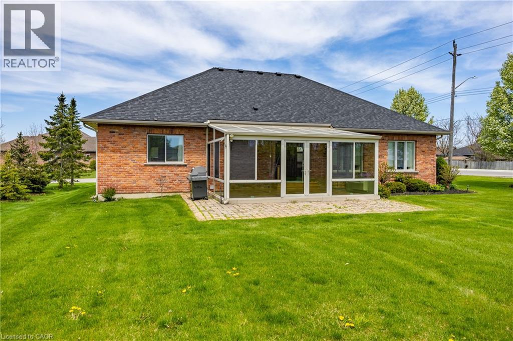 44 FOREST WOOD Drive