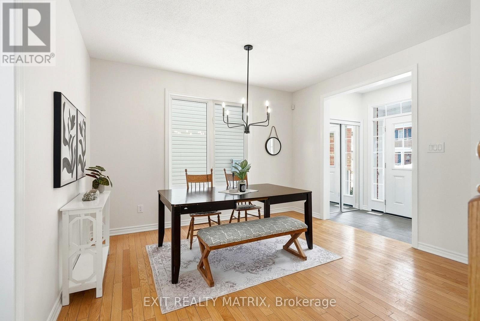 194 FLOWING CREEK CIRCLE - Photo 2