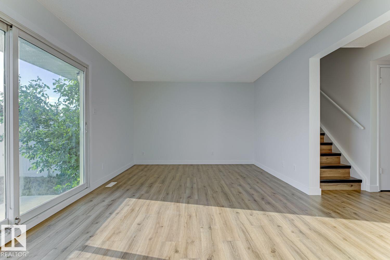 11514 139 AV NW