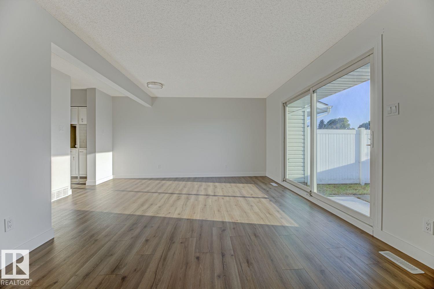 11514 139 AV NW