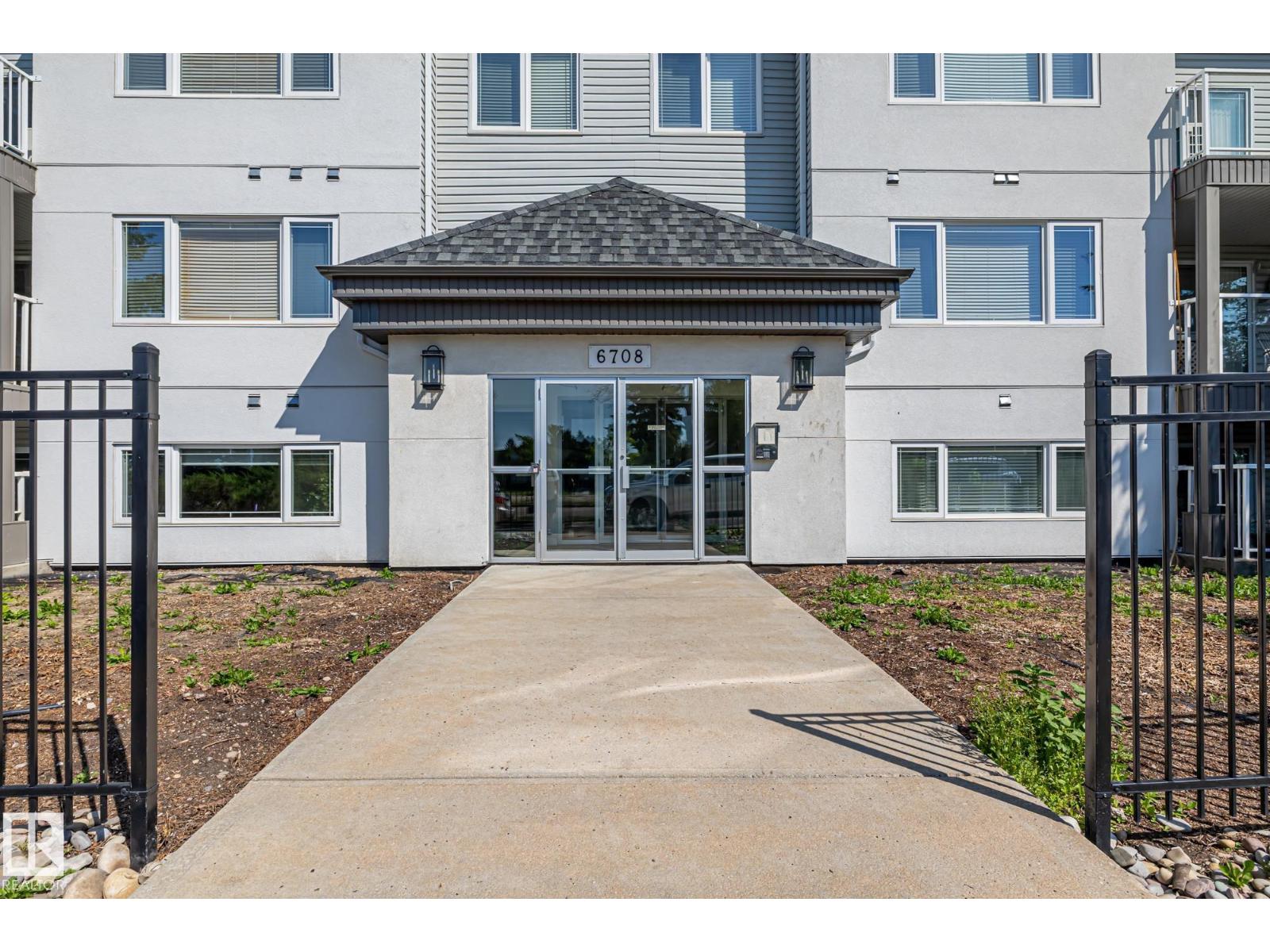 #209 6708 90 AV NW
