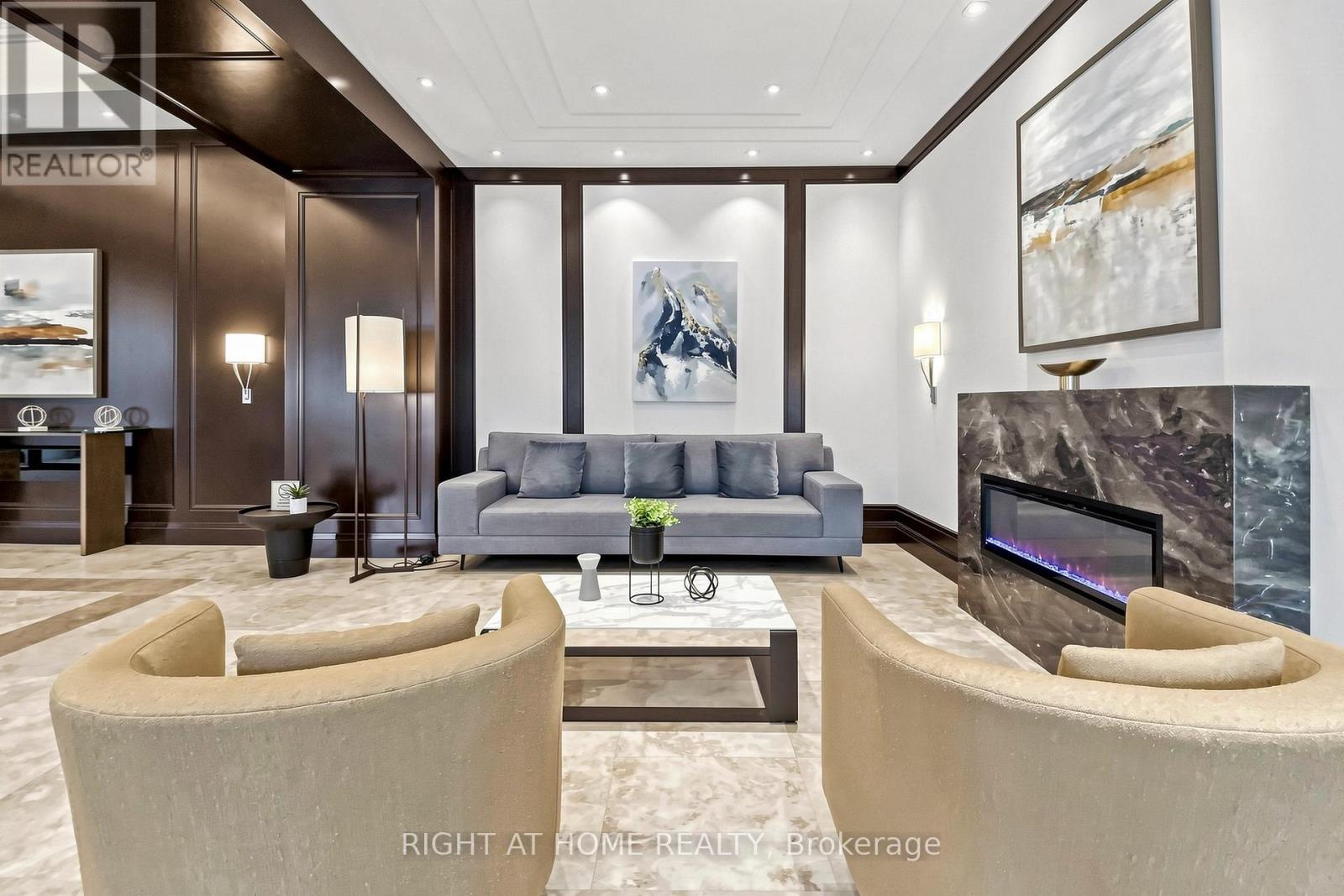 1505 - 88 PROMENADE CIRCLE