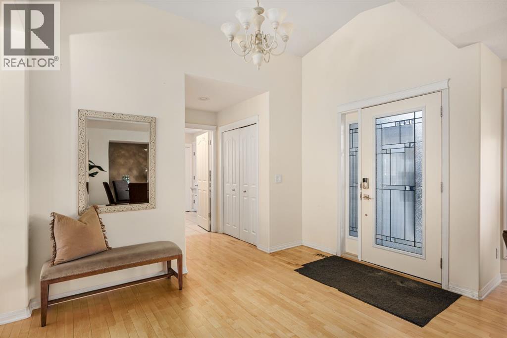 425 Sienna Heights Hill SW